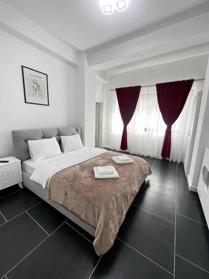 Cozy Aparthotel - Central City Suceava Extérieur photo