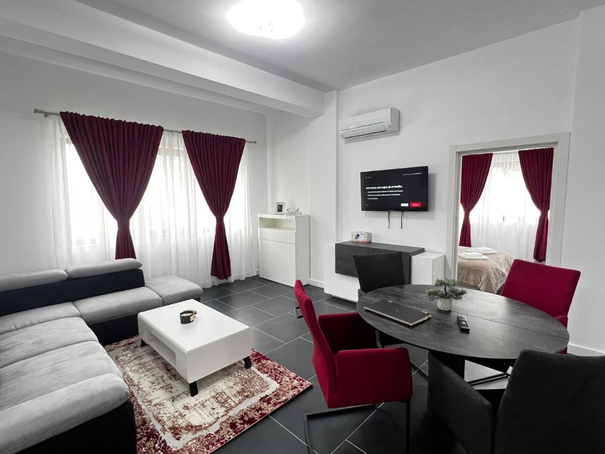 Cozy Aparthotel - Central City Suceava Extérieur photo