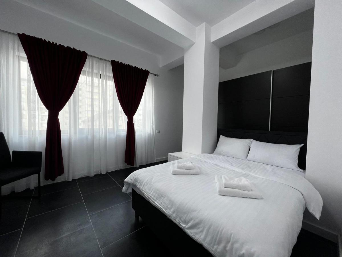 Cozy Aparthotel - Central City Suceava Extérieur photo
