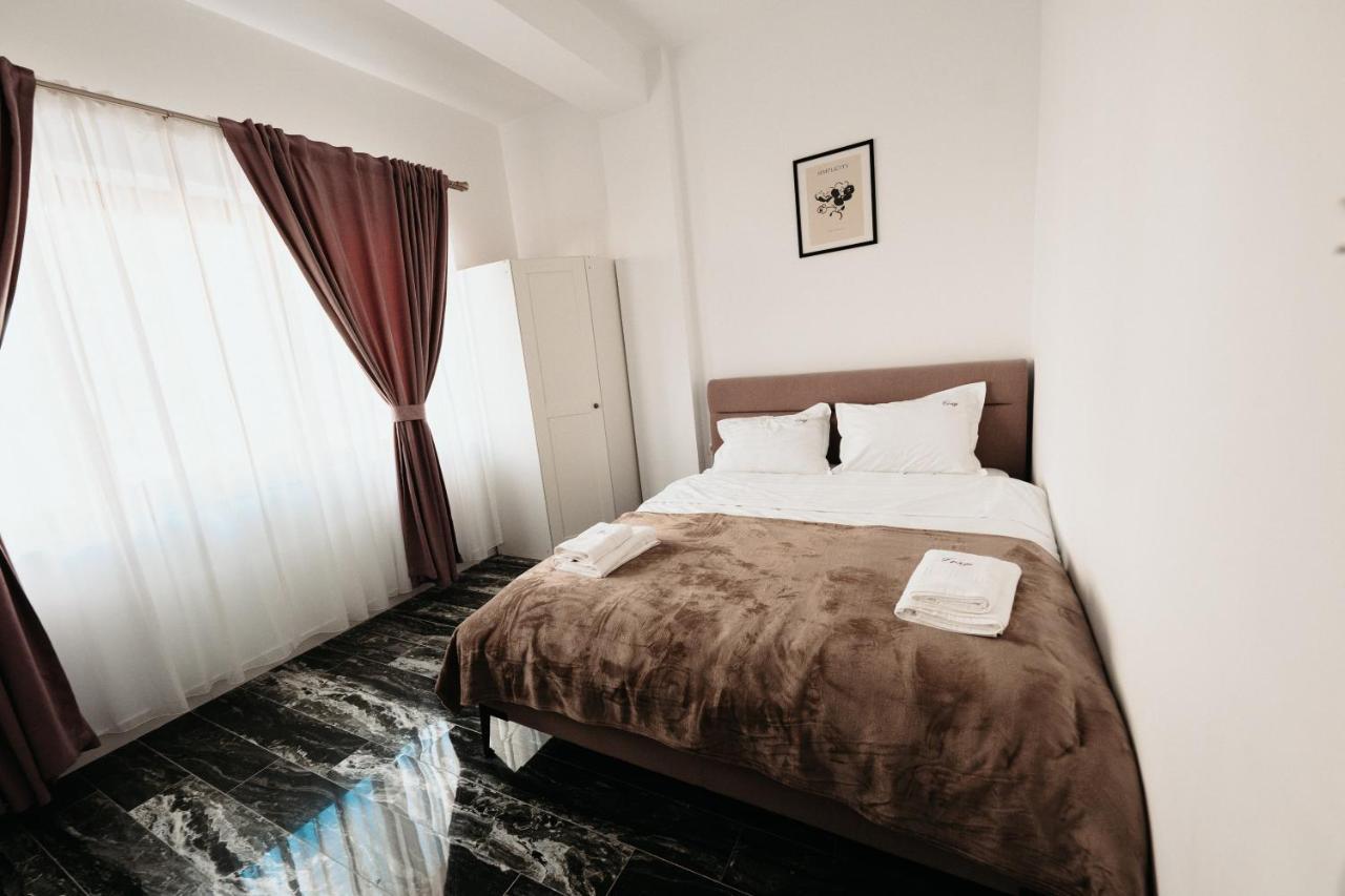 Cozy Aparthotel - Central City Suceava Extérieur photo