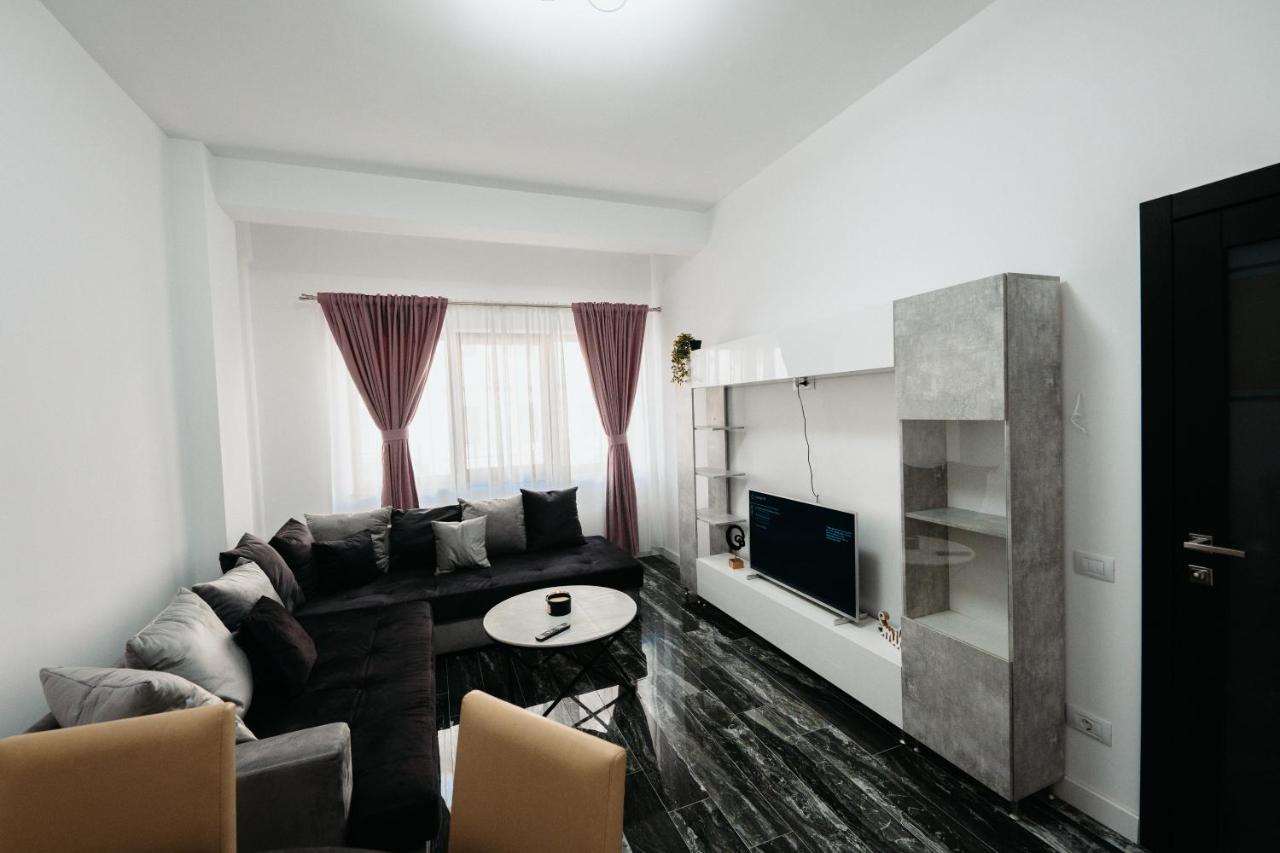 Cozy Aparthotel - Central City Suceava Extérieur photo