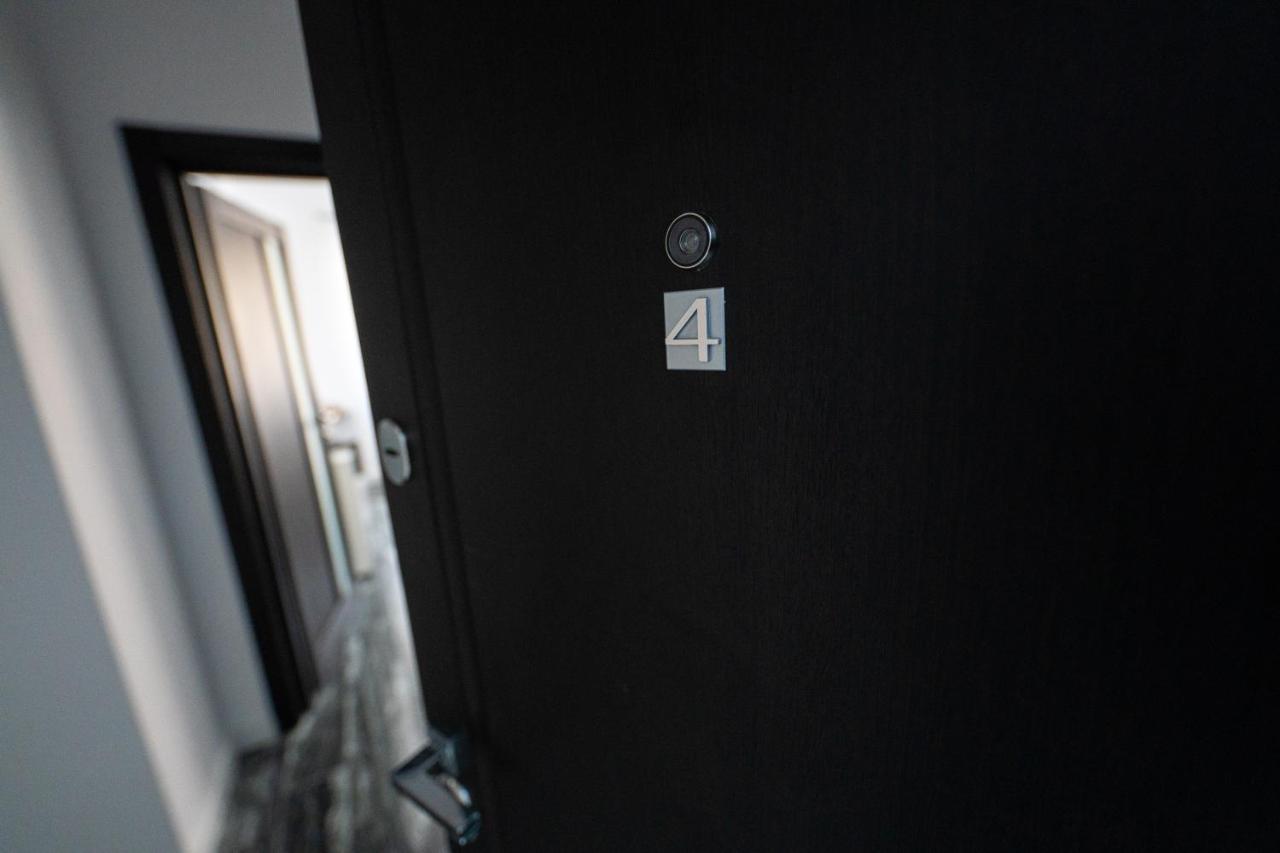 Cozy Aparthotel - Central City Suceava Extérieur photo